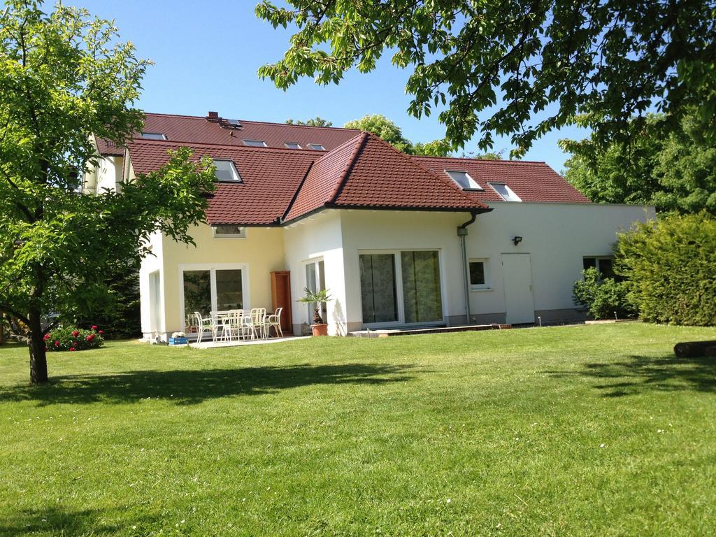 Ferienhaus Am Park Λειψία Δωμάτιο φωτογραφία